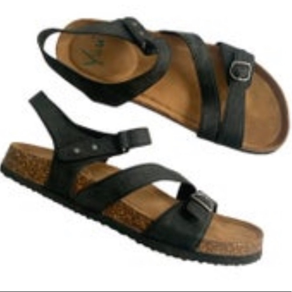 Yuu Phebe cork sandals size 6.5‎
